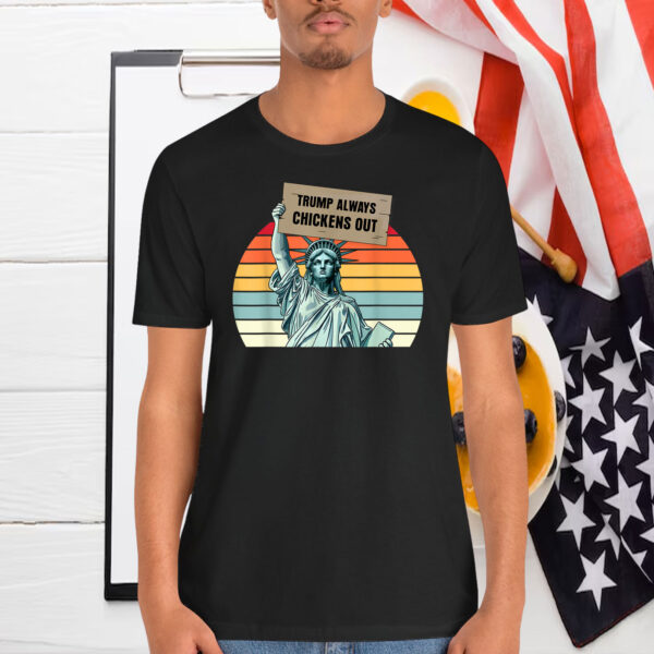Funny Trump Always Chickens Out TACO Trump Chicken T-Shirt